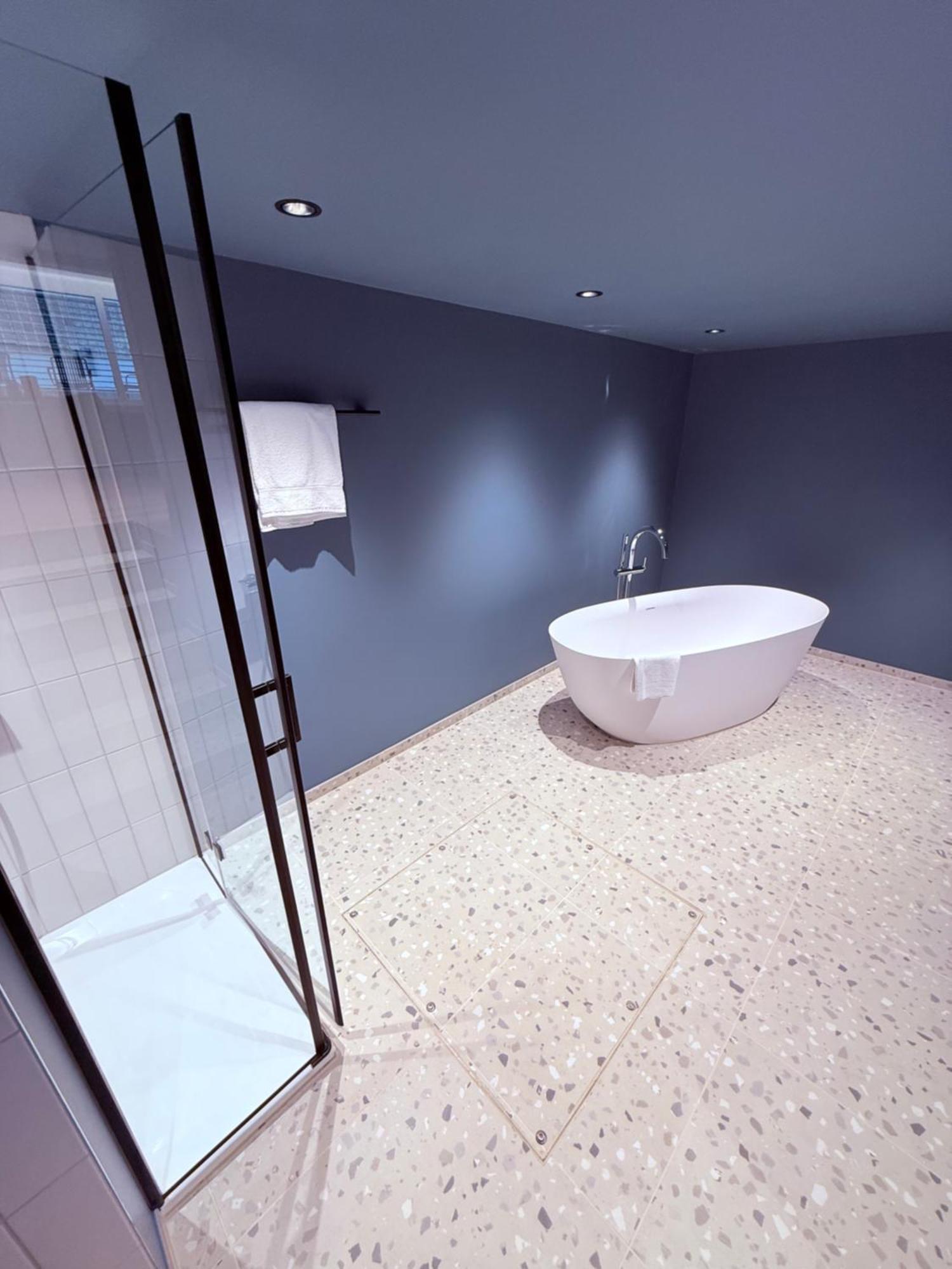 Hop Apartments & Suites Интерлакен Экстерьер фото